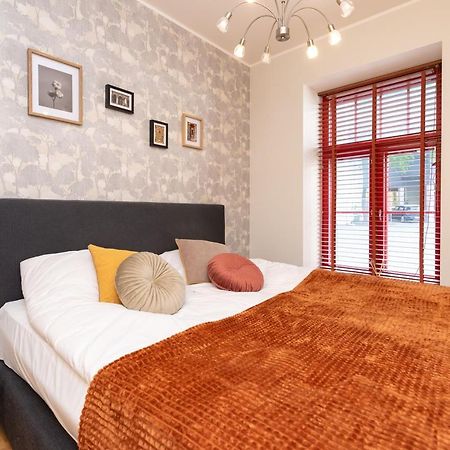 Stylish Apartment With Parking In Telliskivi タリン エクステリア 写真