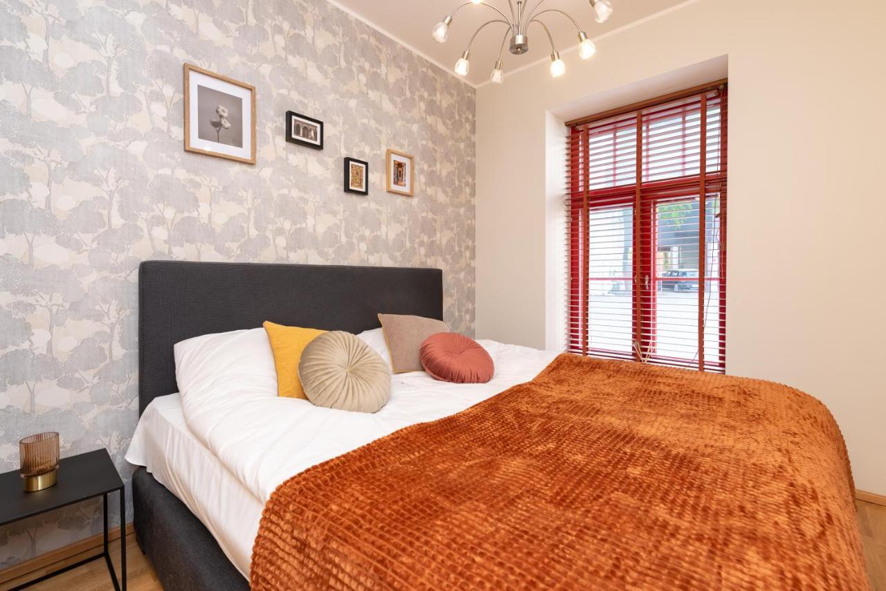 Stylish Apartment With Parking In Telliskivi タリン エクステリア 写真